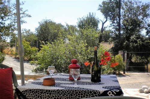 Photo 15 - Cosy Holiday Home With Garden in Leonidio