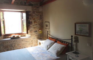 Photo 2 - Cosy Holiday Home With Garden in Leonidio