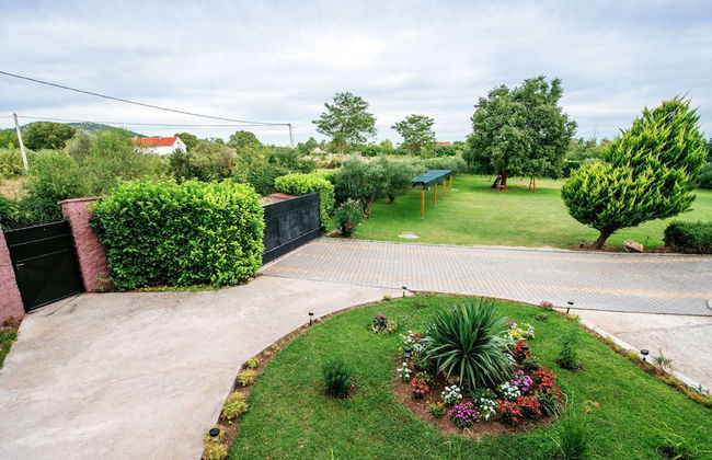 Private Estate With 2 Infinity Pools - Foto 40