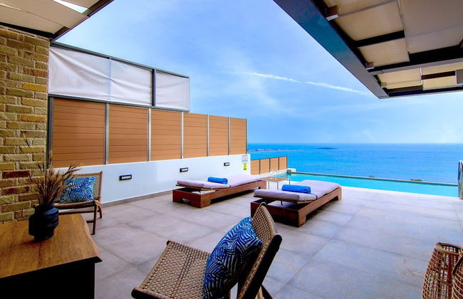Amphitheatre Suites - Photo 59