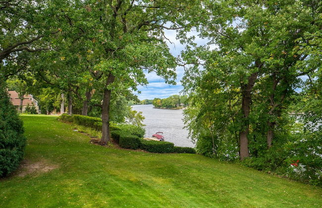 Manor on the River - Whole House - Foto 65