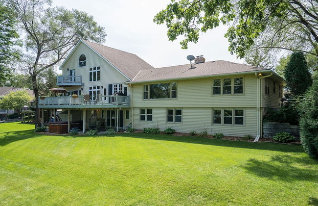 Manor on the River - Whole House - Foto 69