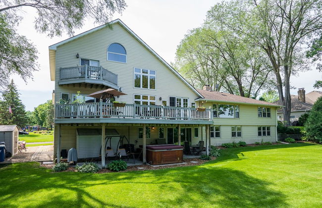 Manor on the River - Whole House - Foto 70
