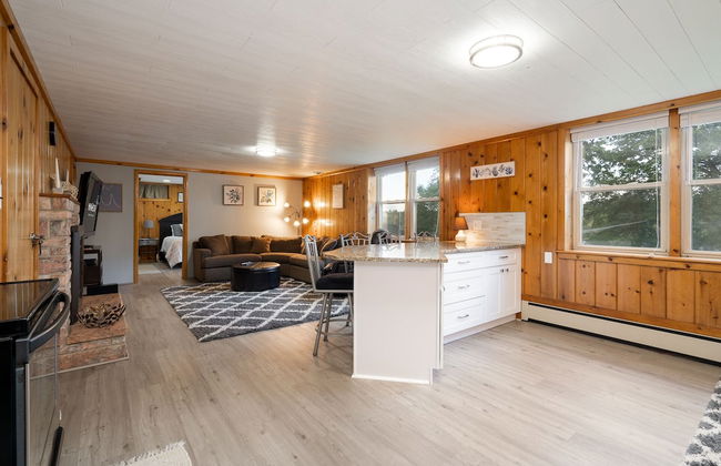 Manor on the River - Whole House - Foto 11