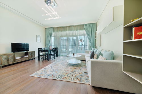 Photo 14 - Maison Privee - Beach Access Apt w/ Burj & Sea Views on The Palm