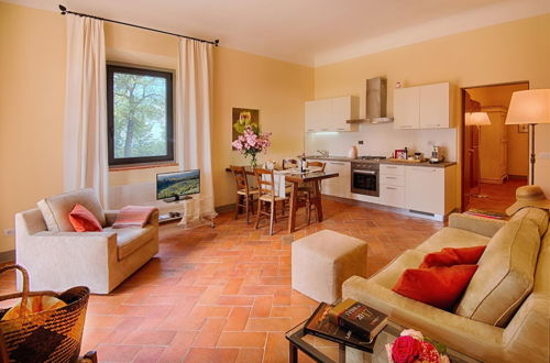 Foto 3 - Luxury Chianti With 2 Bedrooms in Panzano Chianti