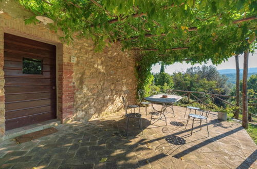 Foto 3 - Apartment in Chianti With Pool ID 456