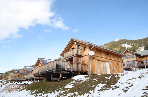 Photo 23 - Lavish Wooded Chalet with Sauna & Hot Tub in Hohentauern