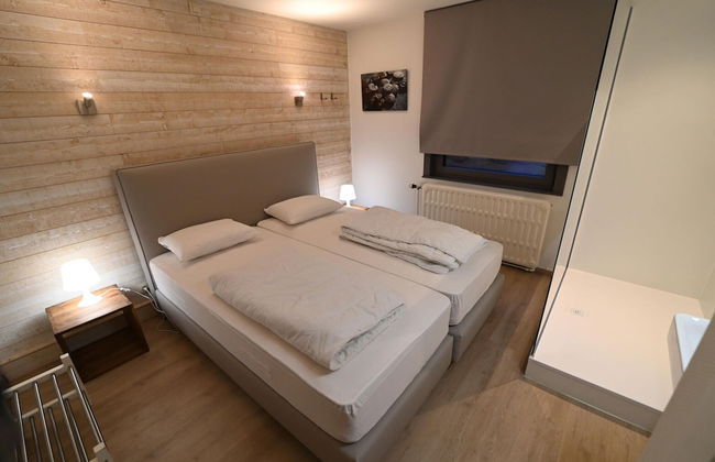 Lovely Holiday Home in Marche-en-Famenne with Hot Tub - Foto 2