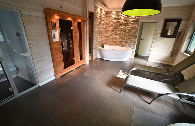Lovely Holiday Home in Marche-en-Famenne with Hot Tub - Foto 19