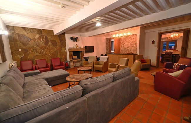 Lovely Holiday Home in Marche-en-Famenne with Hot Tub - Foto 14
