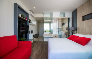 Foto 2 - Luxury Ocean View 1Bedroom Apartment