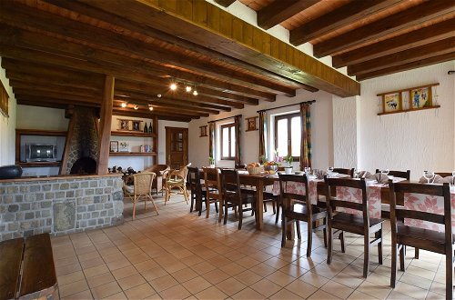 Photo 14 - Spacious Holiday Home in Houffalize With Barbecue