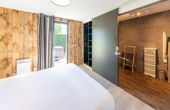 Lush Chalet Near Lake of Butgenbach - Foto 8