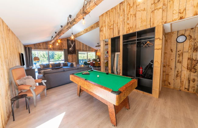 Lush Chalet Near Lake of Butgenbach - Foto 26
