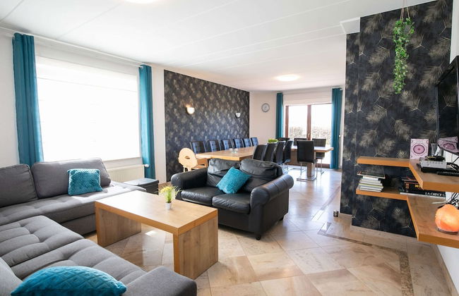 Spacious Holiday Home in the Ardennes with Sauna & Hot Tub - Foto 14