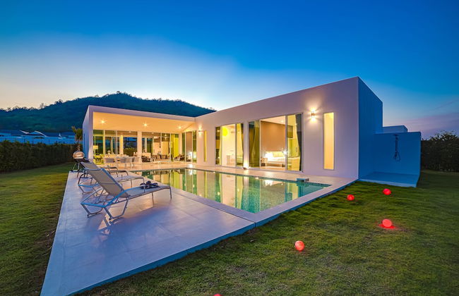 Harmony Villa 5 Bedroom Modern Pool Villa (KH-A7) - Foto 1
