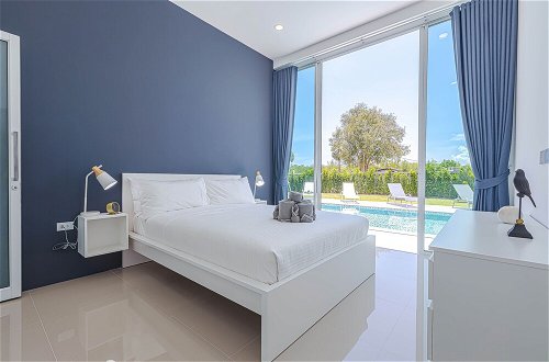 Foto 13 - Modern 5 Bedroom Pool Villa KH-A7