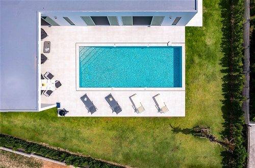 Foto 61 - Modern 5 Bedroom Pool Villa KH-A7