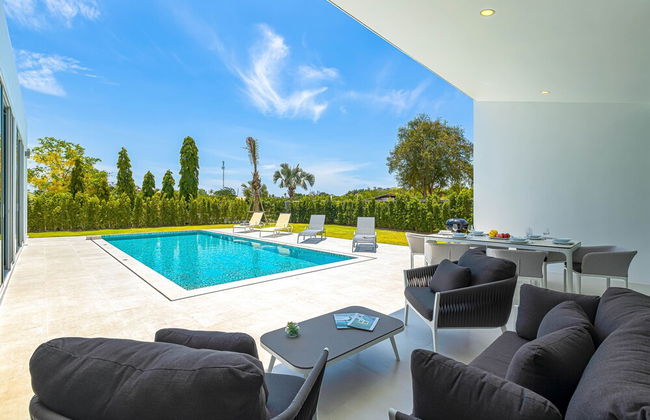 Harmony Villa 5 Bedroom Modern Pool Villa (KH-A7) - Foto 55