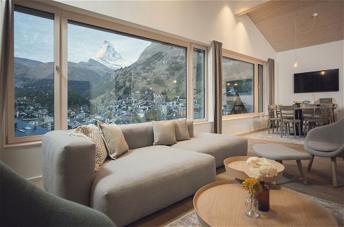 Photo 3 - OVERLOOK Lodge by CERVO Zermatt