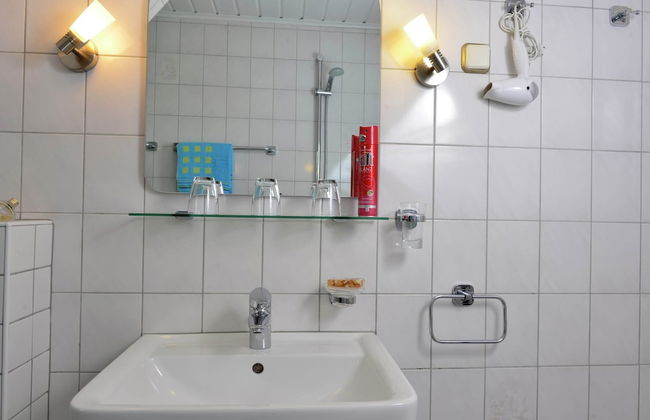 Graceful Apartment with Garden in Velmede near City Center - Photo 13