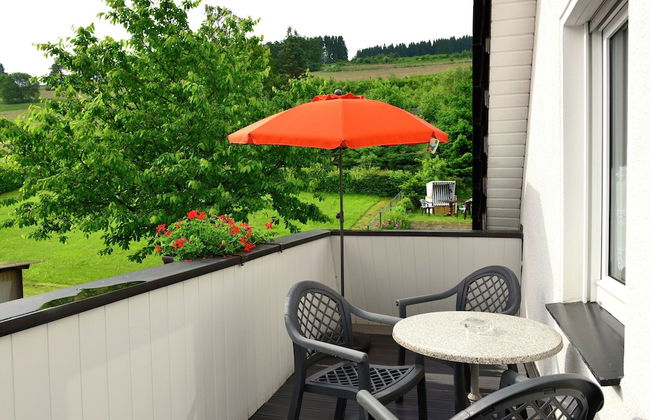 Graceful Apartment with Garden in Velmede near City Center - Photo 12
