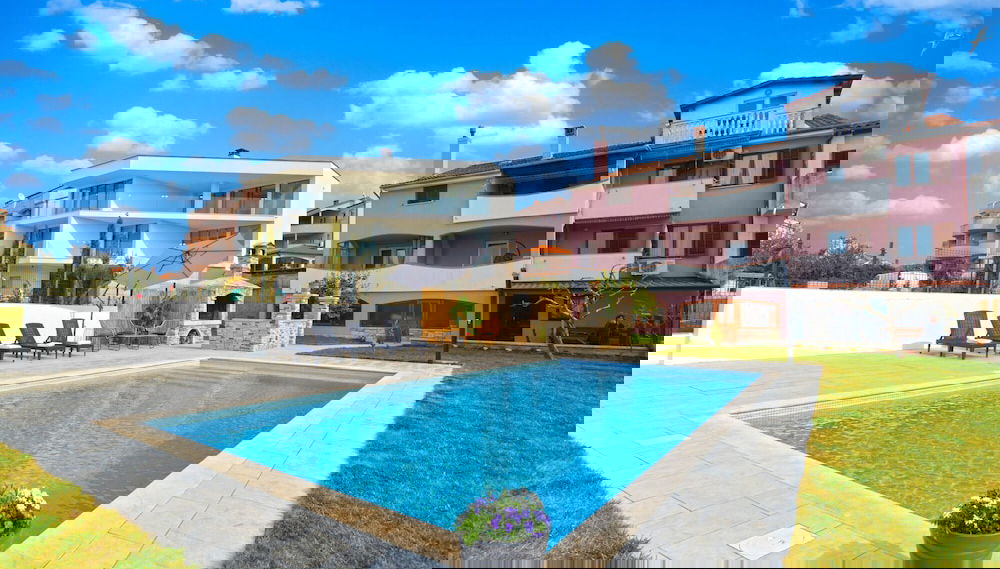 Primary image