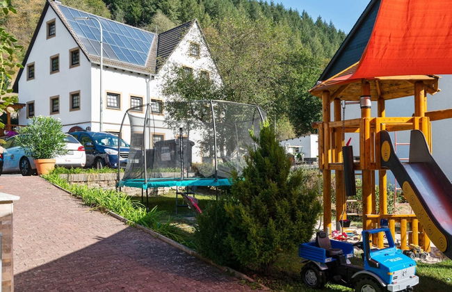 A Modern Apartment in the Hunsruck Region's Romantic Drohn Valley - Foto 57