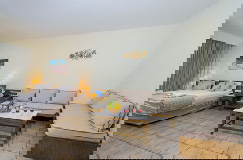 Foto 5 - Omega Platanias
