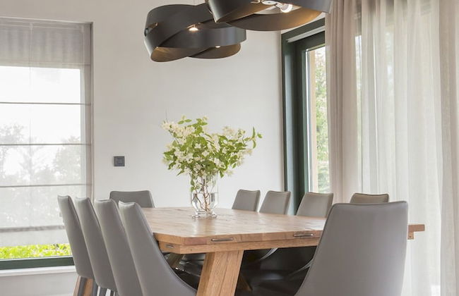 Spacious Villa With Private Pool and Jacuzzi in Porec - Foto 8