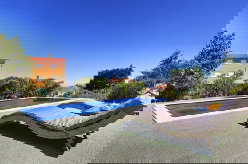 Foto 20 - Holiday Home With Swimming Pool, Near the Center