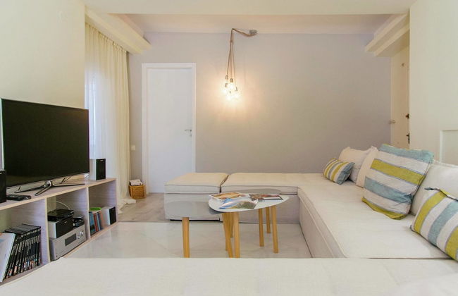 Infinity Pool Villa With Sea Views Near Rethymno City & Beach and Shaded BBQ - Photo 16