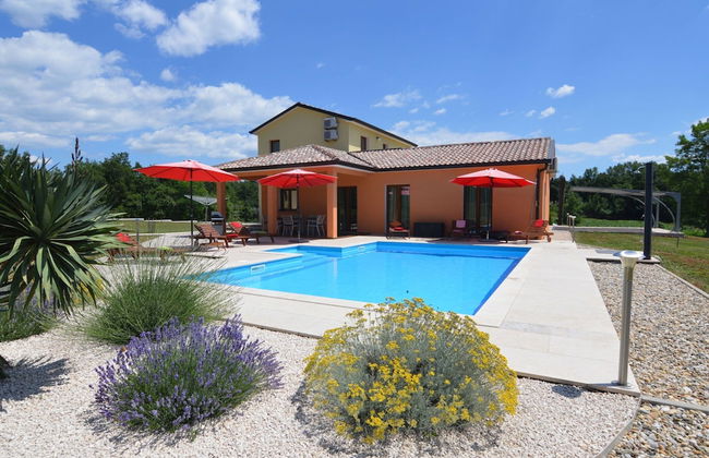 Villa in Pazin With Private Pool - Foto 19