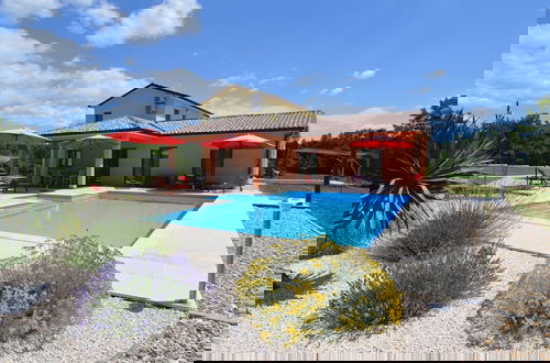 Foto 18 - Villa With Pool in Pazin