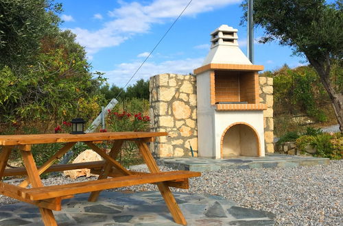 Foto 21 - Boutique Villa in Arkadi With Pool and Deck Chairs