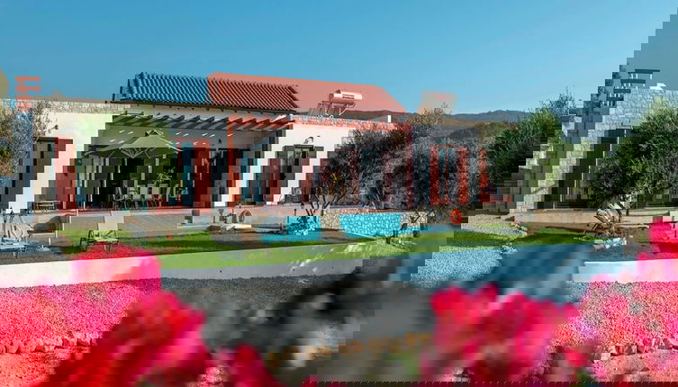 Foto 1 - Villa in Arkadi With Pool and Deck Chairs