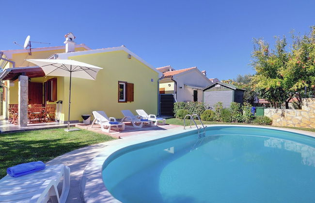 Detached Holiday House With Private Pool Only Near the Beach - Foto 15