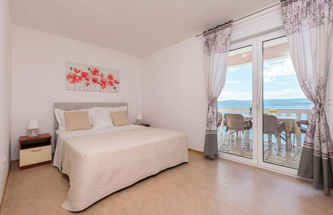 Apartments Adriatic Blue With Pool - Photo 17