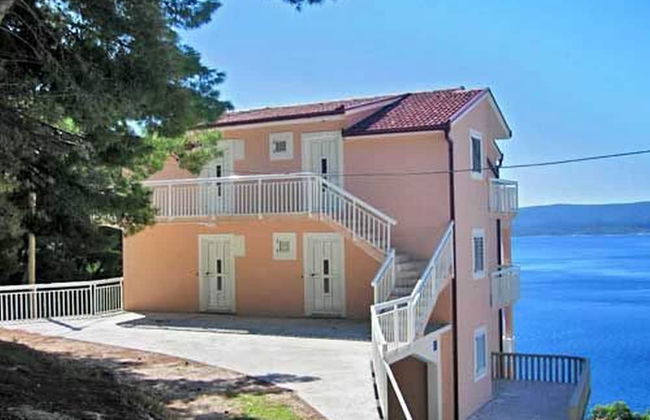 Apartments Adriatic Blue With Pool - Photo 1
