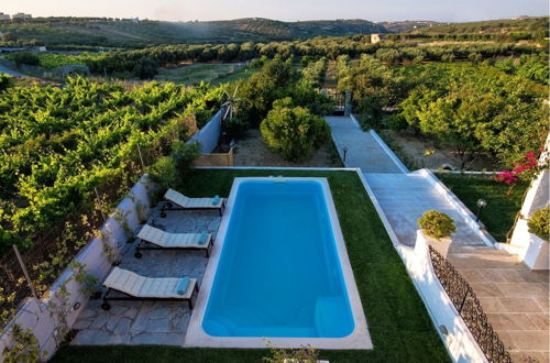 Foto 14 - Luxury Villa Rosita w heated pool - Nature & Relax