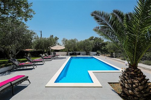 Photo 21 - Lovely Holiday Home in Policnik With Private Pool