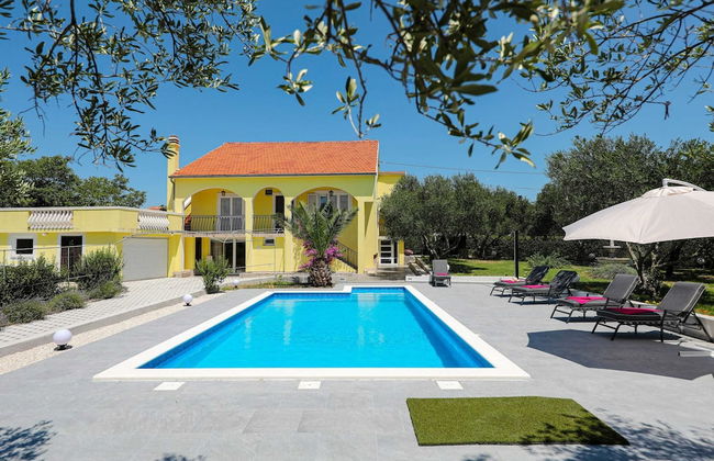 Holiday Home in Policnik With Pool - Foto 1