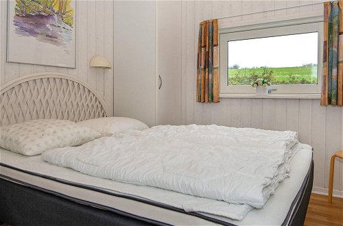 Photo 3 - 8 Person Holiday Home in Nordborg
