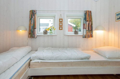 Photo 9 - 8 Person Holiday Home in Nordborg