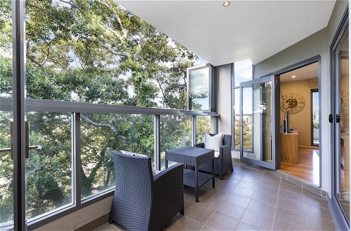 Photo 10 - 2 Bdrm North Sydney with harbour views