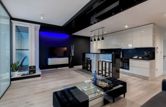 Photo 1 - Diamonds Apartment