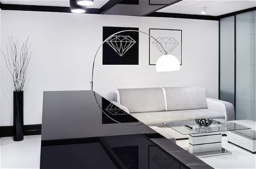 Photo 11 - Diamonds Apartment