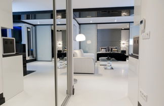 Photo 2 - Diamonds Apartment