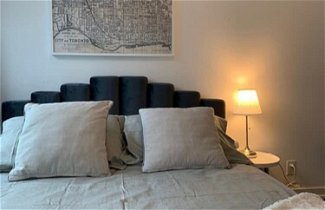 Foto 2 - Lavish Suites - Luxury One Bedroom Condo